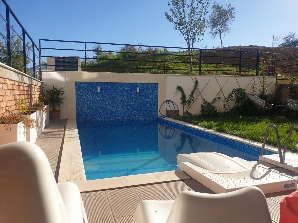 Stylish Two Bedroom House With Private Pool Tirana Exterior photo