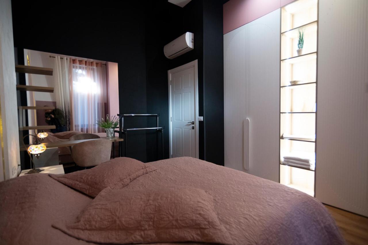 Stylish Two Bedroom House With Private Pool Tirana Exterior photo