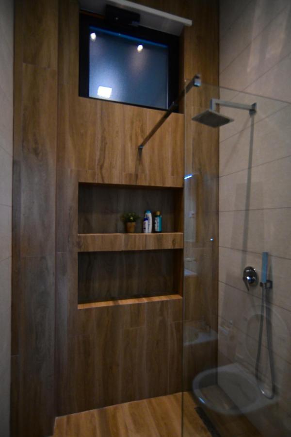 Stylish Two Bedroom House With Private Pool Tirana Exterior photo